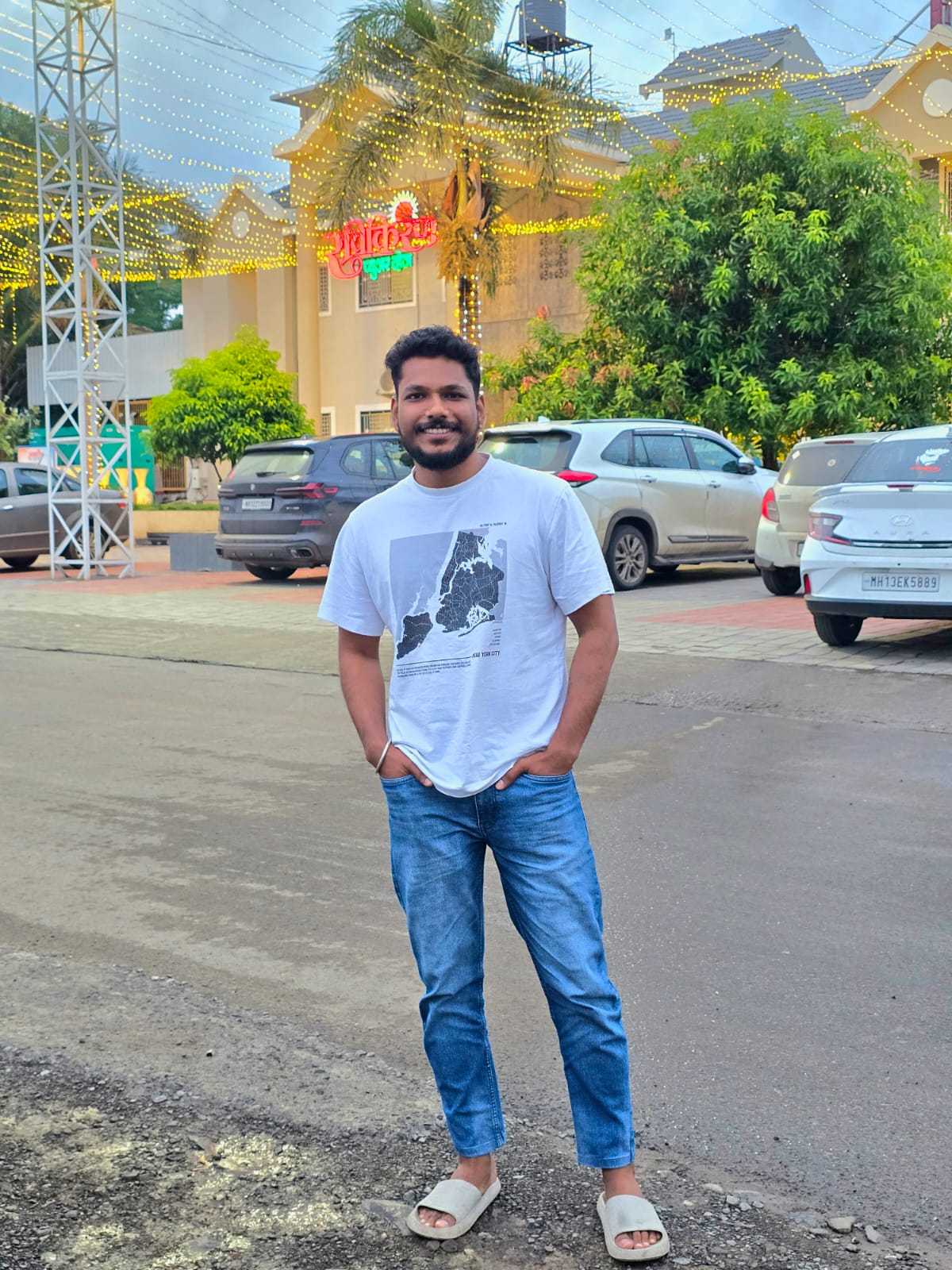 Omkar  Chintal