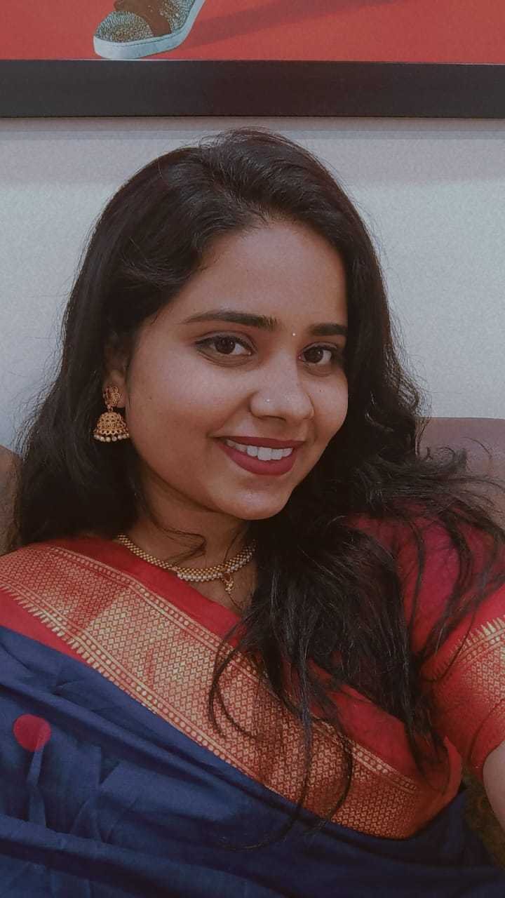 Nishigandha  Nandalwar
